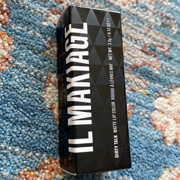 IL MAKIAGE Dirty Talk Matte Lip Color in Bella - Picture 3 of 5